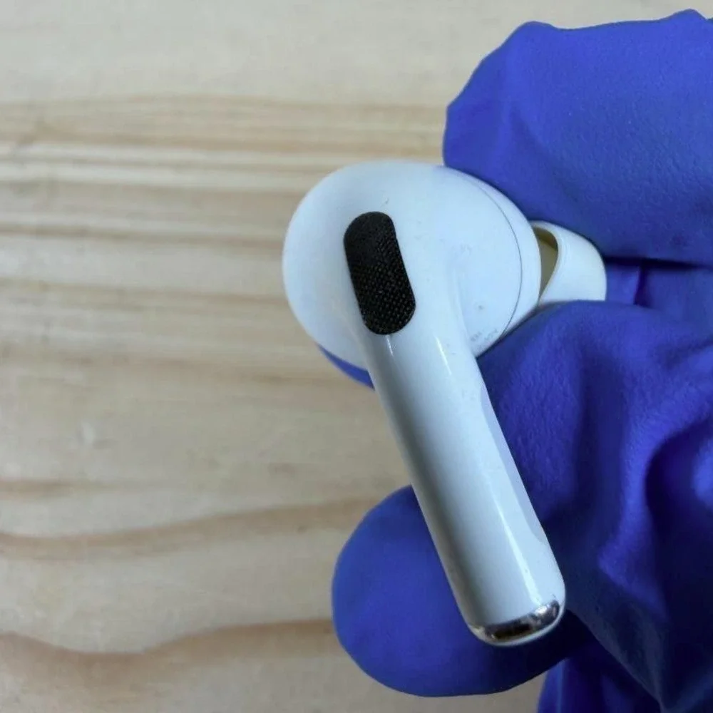 Apple AirPods Pro Right Earbud Replacement A2190 White Bluetooth Noise Canceling